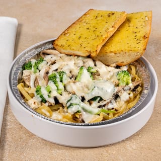 Chicken Fettuccine Alfredo